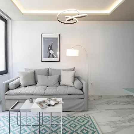 Innovative Majestic Corner In Ladadika Apartamento